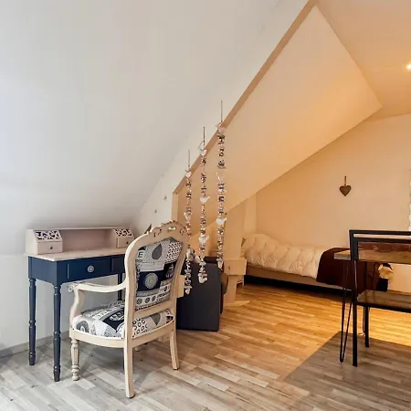 Semesterbostad Maison Bleue Au Coeur De La Nature - Baie De Somme Pendé